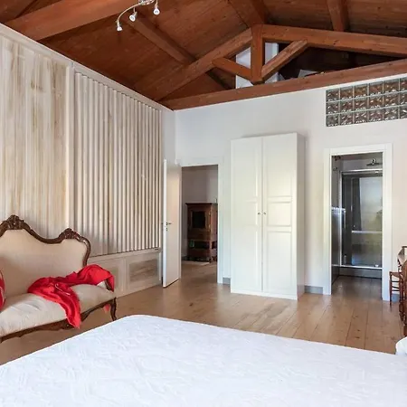 Apartamento Ponente : I Docklands Di *